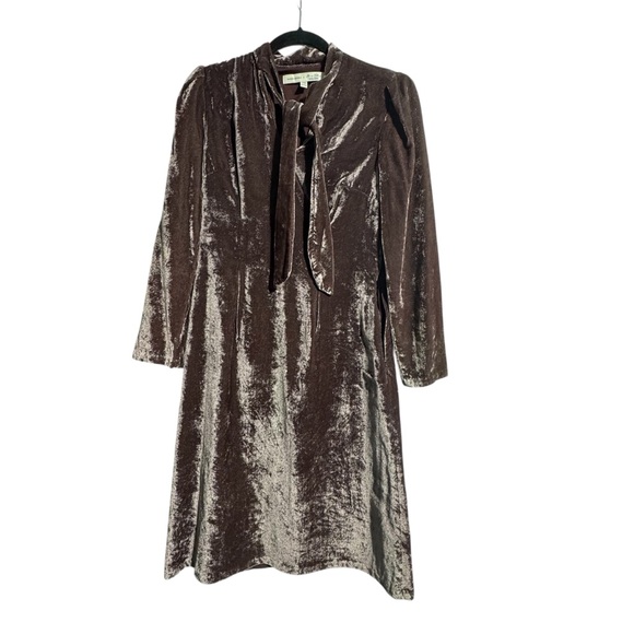 Banana Republic x Olivia Palermo Velvet Dress |Size 4P Romantic Vintage-Inspired - Picture 2 of 13